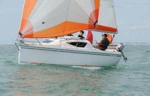 Nouveauté 2011 Catway Maxus 21: dériveur intégral ultra moderne