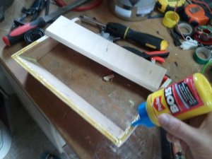 Fabrication d'un étrier support de sondeur Lowrance HDS 10 - MC Technologies